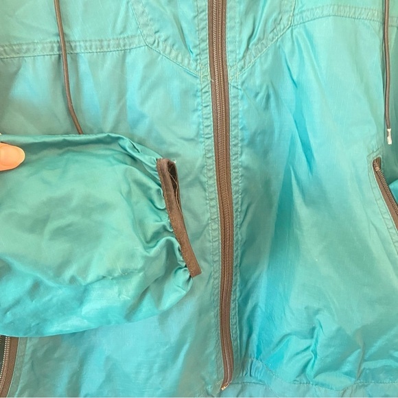 HELLY HANSEN VTG 90s Y2K Packable Nylon Full Zip Windbreaker Mens Small - Picture 4 of 9